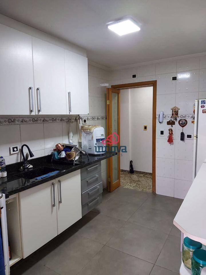 Apartamento à venda com 2 quartos, 76m² - Foto 9