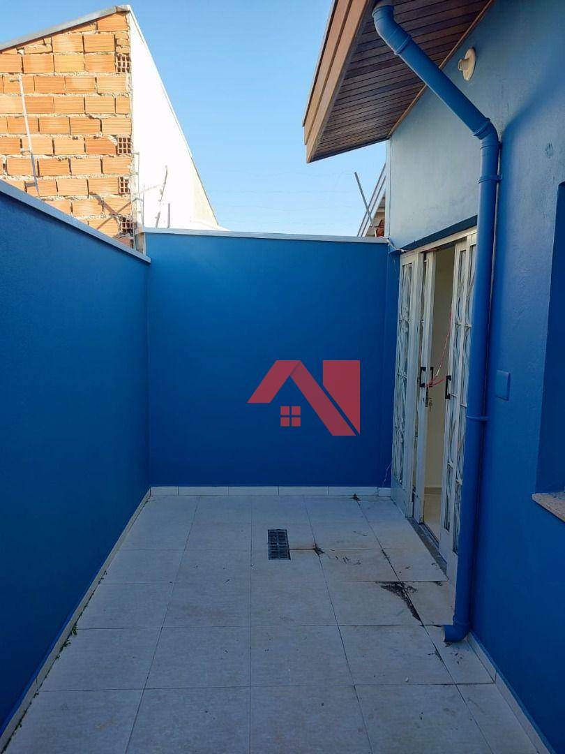 Casa à venda com 3 quartos, 100m² - Foto 14