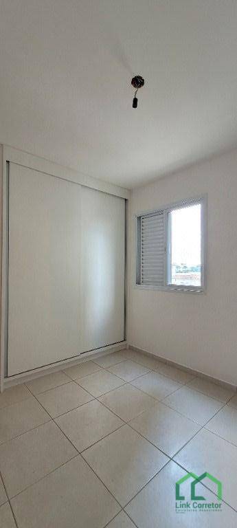 Apartamento à venda com 3 quartos, 83m² - Foto 14