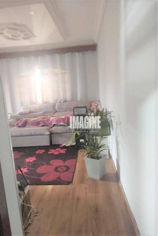 Sobrado à venda com 3 quartos, 300m² - Foto 2