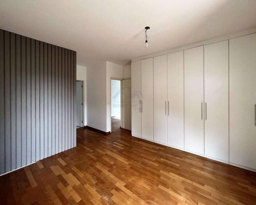 Sobrado para alugar com 4 quartos, 380m² - Foto 13