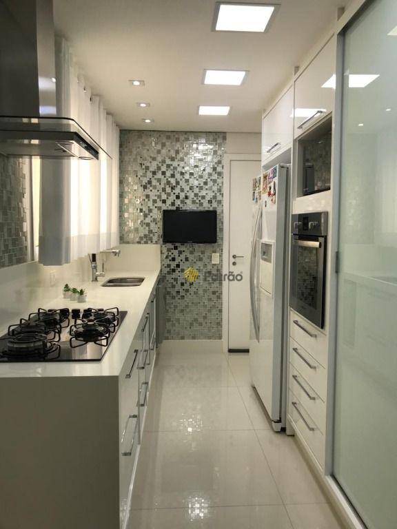 Apartamento à venda com 3 quartos, 155m² - Foto 5