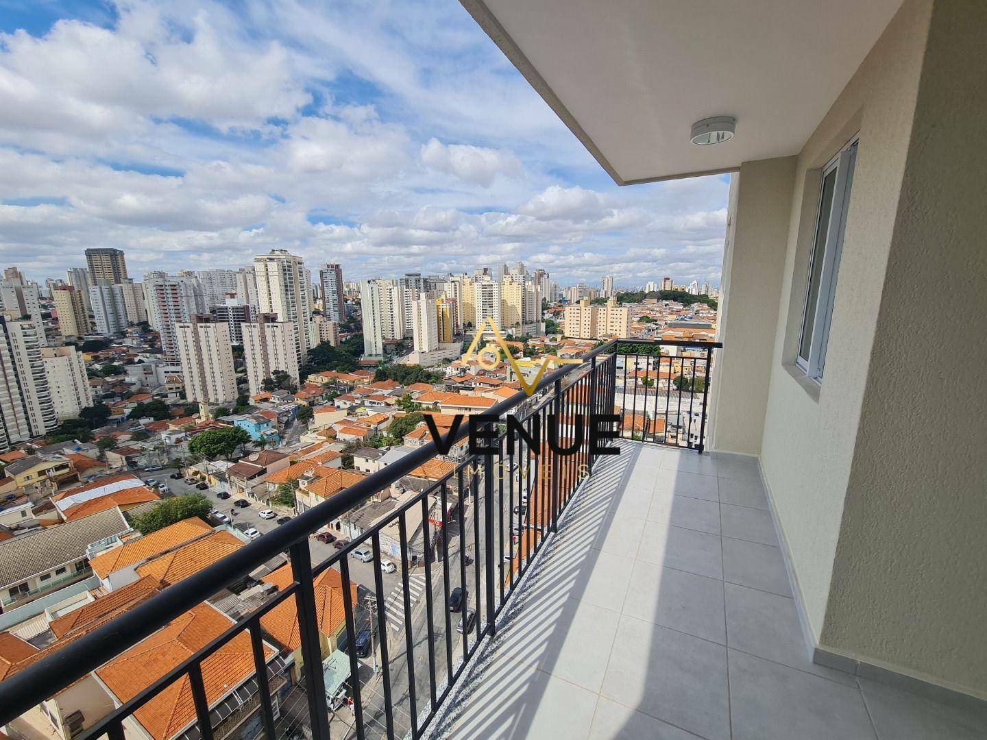 Apartamento à venda com 3 quartos, 67m² - Foto 1