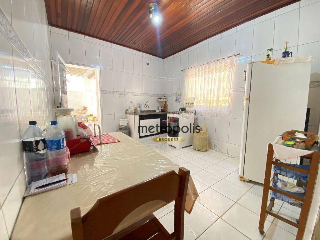 Casa à venda com 2 quartos, 130m² - Foto 3