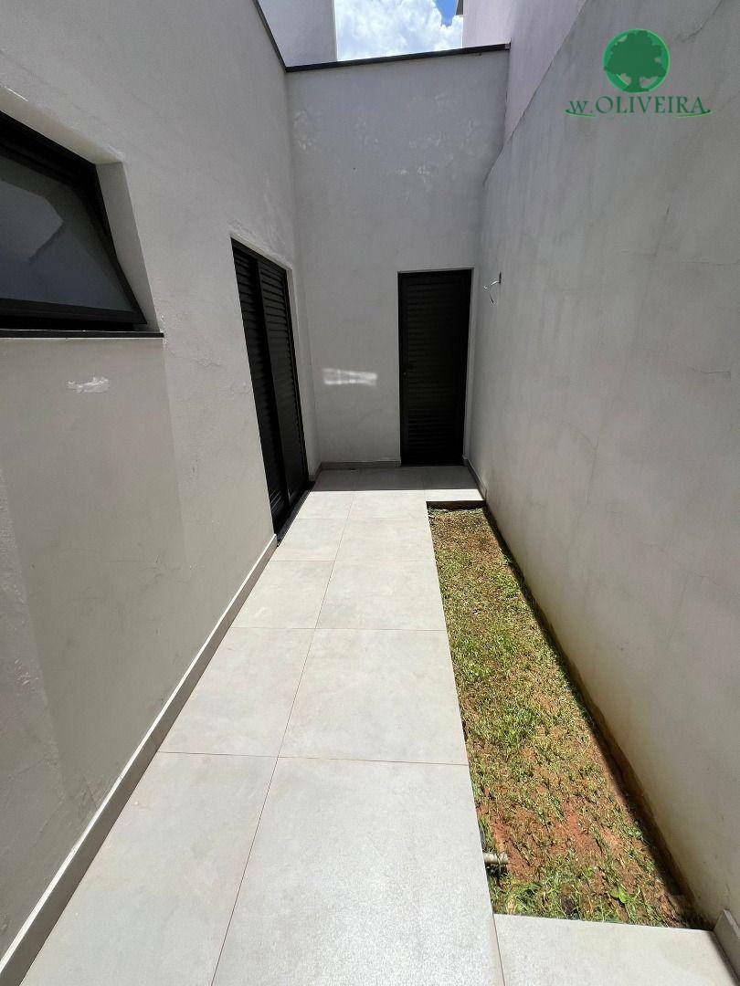 Casa de Condomínio à venda com 3 quartos, 146m² - Foto 3