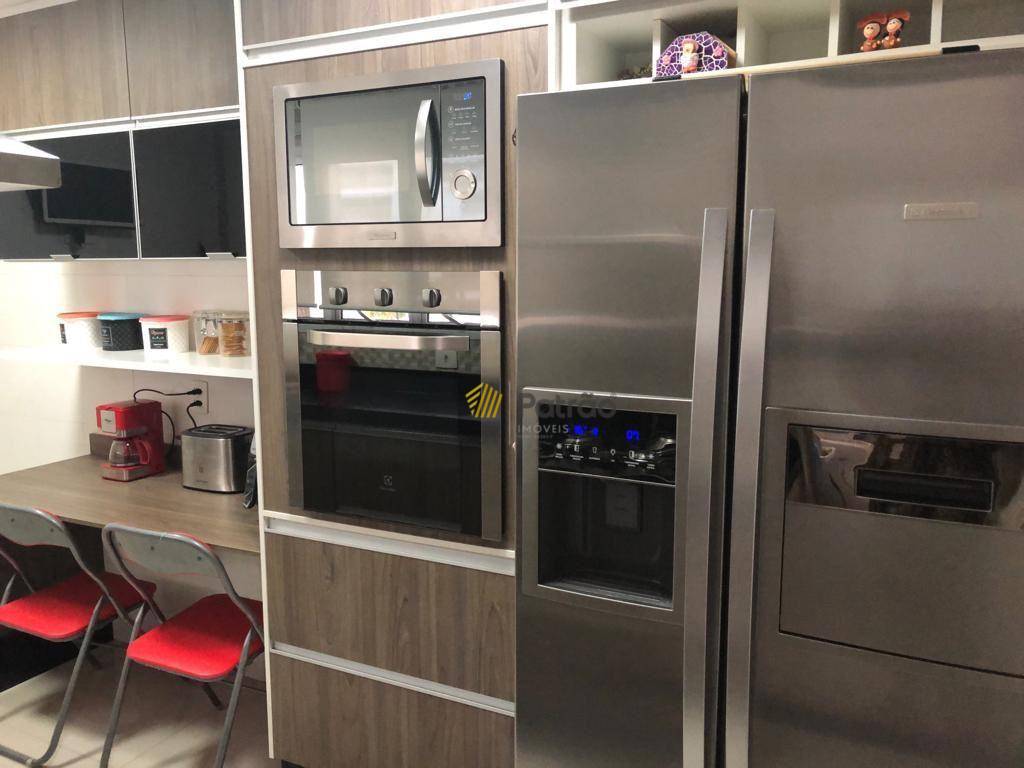 Apartamento à venda com 4 quartos, 155m² - Foto 16