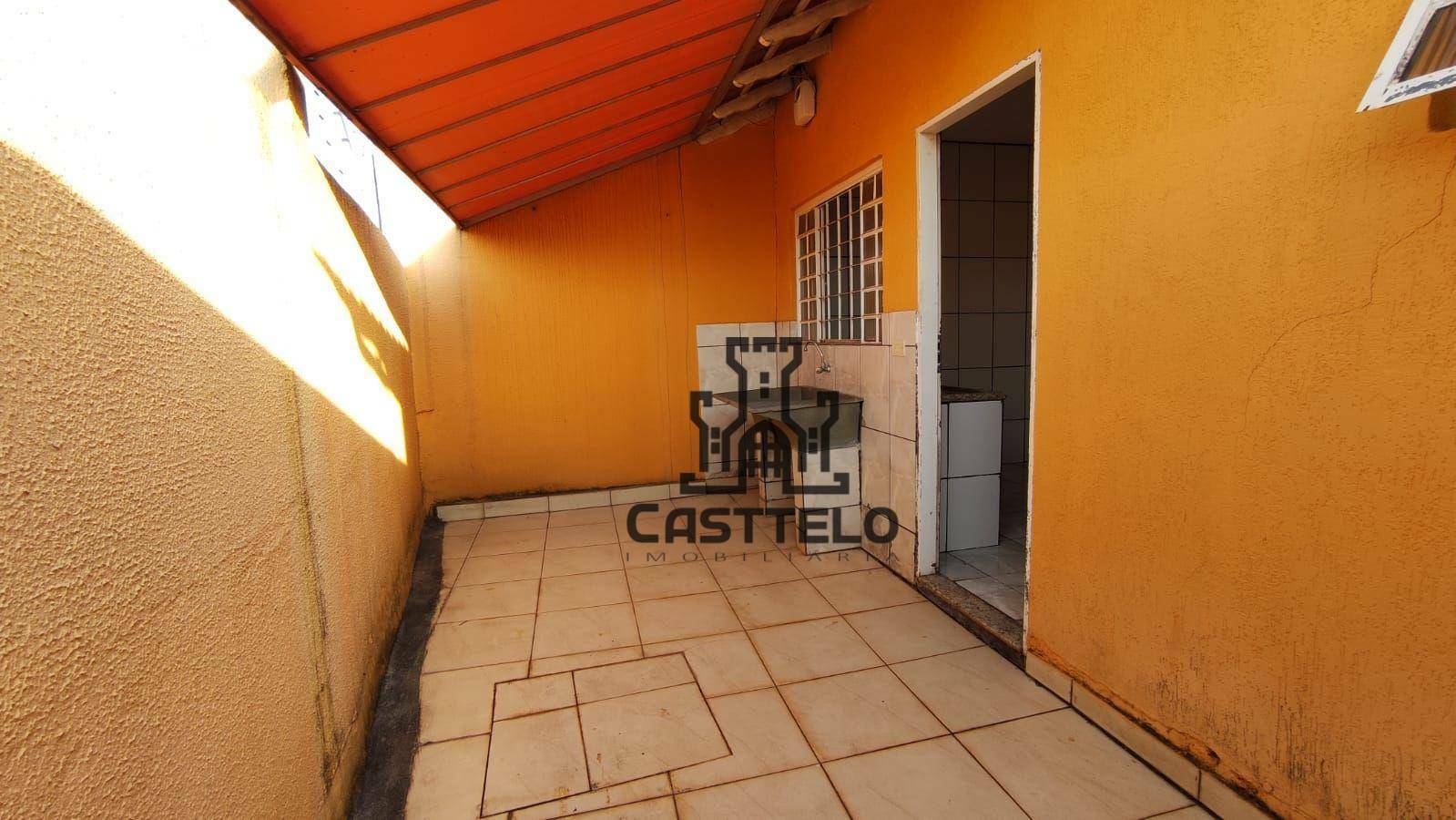 Casa à venda com 1 quarto, 55m² - Foto 6