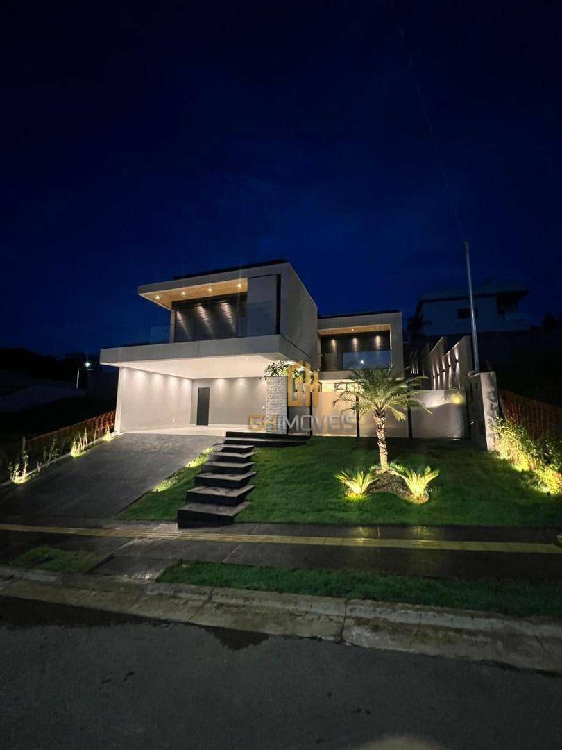 Sobrado à venda com 4 quartos, 276m² - Foto 1