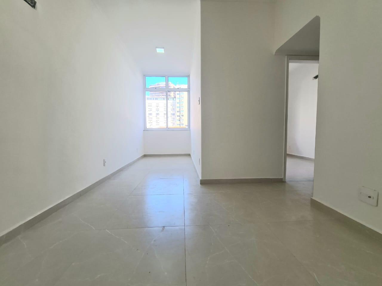 Apartamento à venda com 1 quarto, 50m² - Foto 9