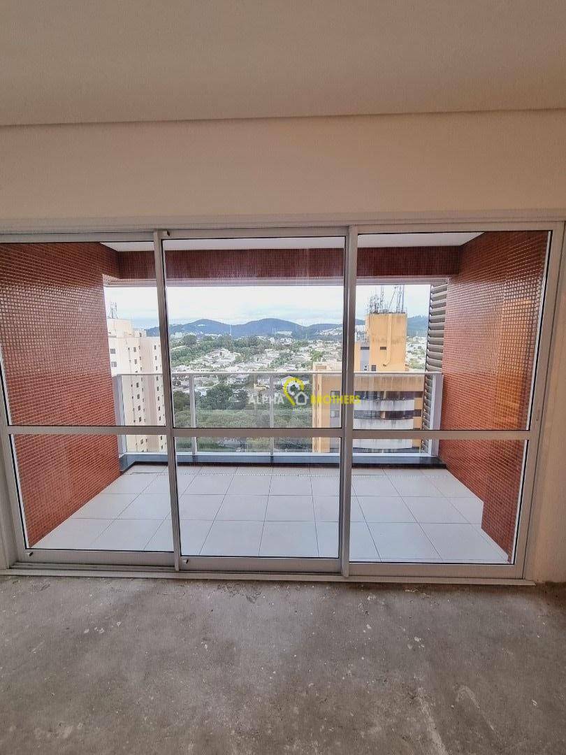 Apartamento à venda com 1 quarto, 55m² - Foto 2