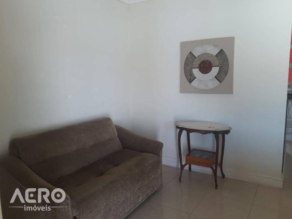 Casa à venda com 3 quartos, 200m² - Foto 6