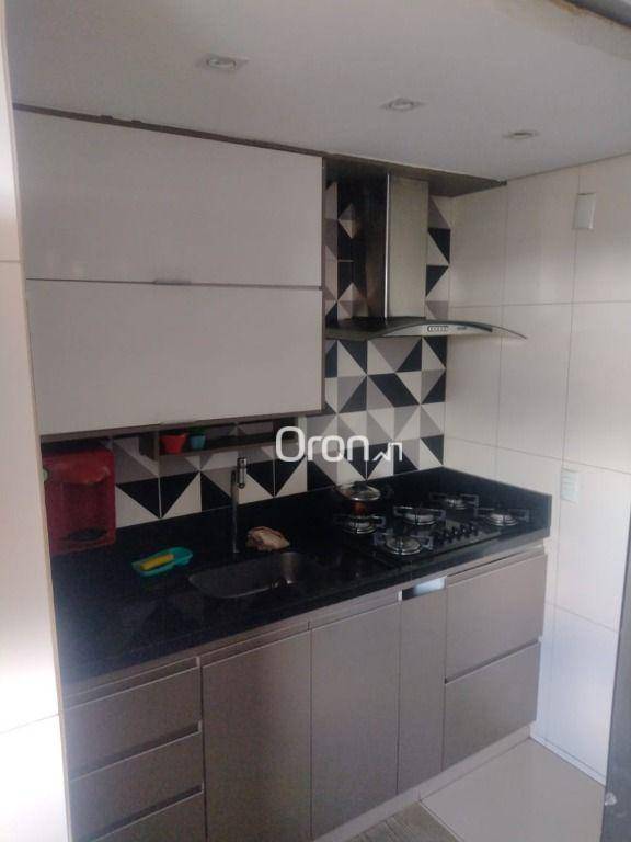 Apartamento à venda com 3 quartos, 72m² - Foto 2