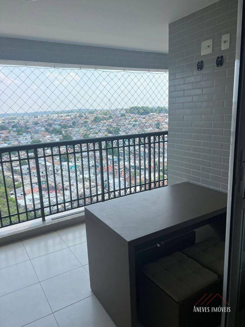 Apartamento para alugar com 3 quartos, 96m² - Foto 2