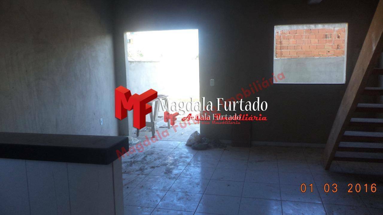 Casa à venda com 2 quartos, 50m² - Foto 6