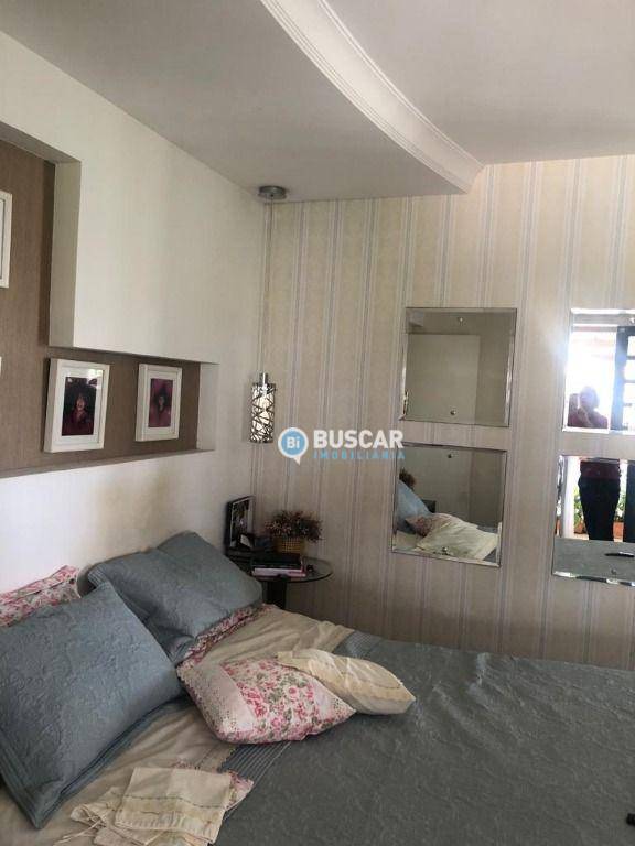 Casa à venda com 4 quartos, 340m² - Foto 13