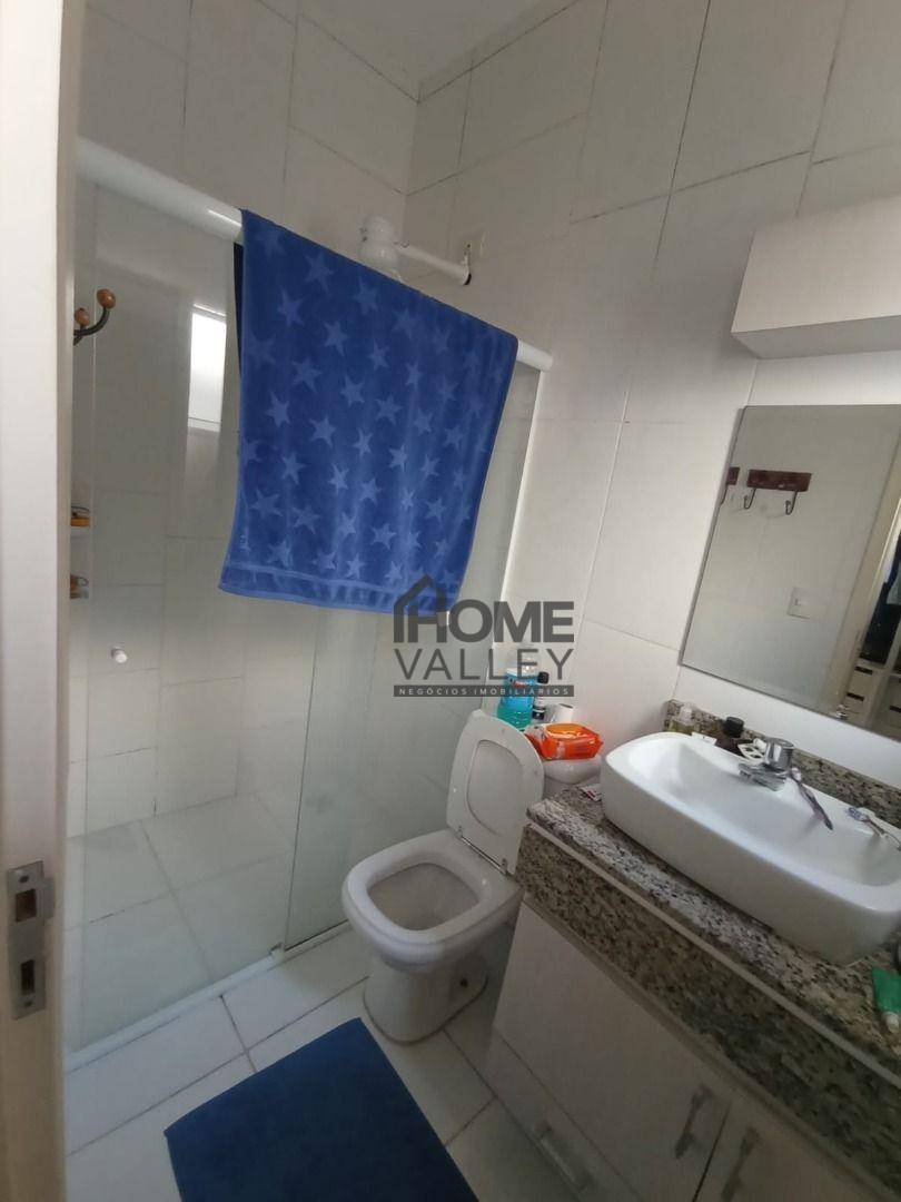 Casa de Condomínio à venda com 3 quartos, 191m² - Foto 19