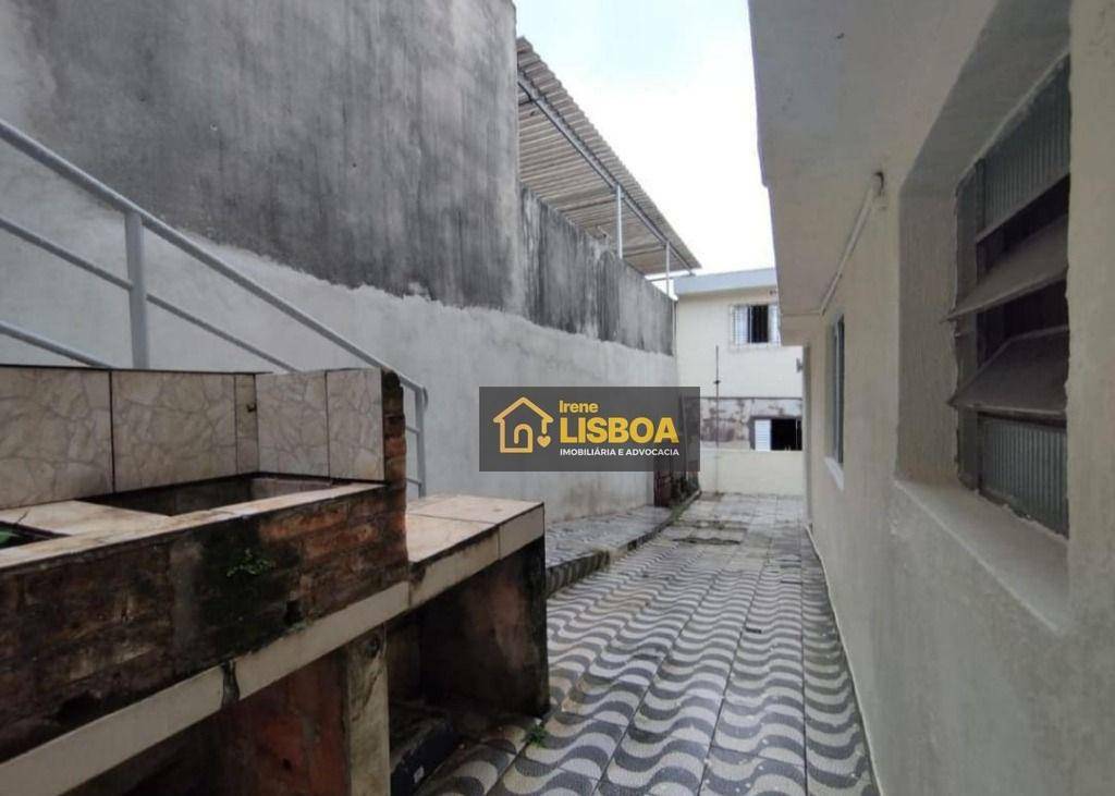 Casa à venda com 6 quartos, 250m² - Foto 40