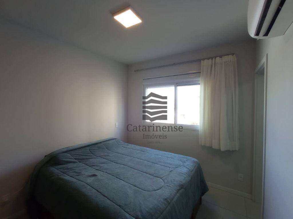 Apartamento à venda com 3 quartos, 74m² - Foto 3