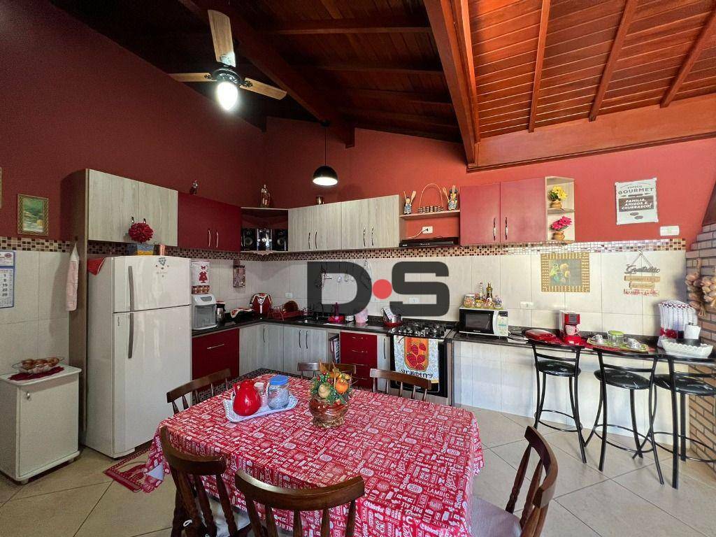 Casa à venda com 2 quartos, 196m² - Foto 14