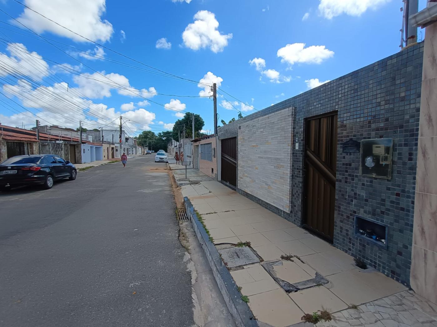 Casa para alugar com 4 quartos, 200m² - Foto 3