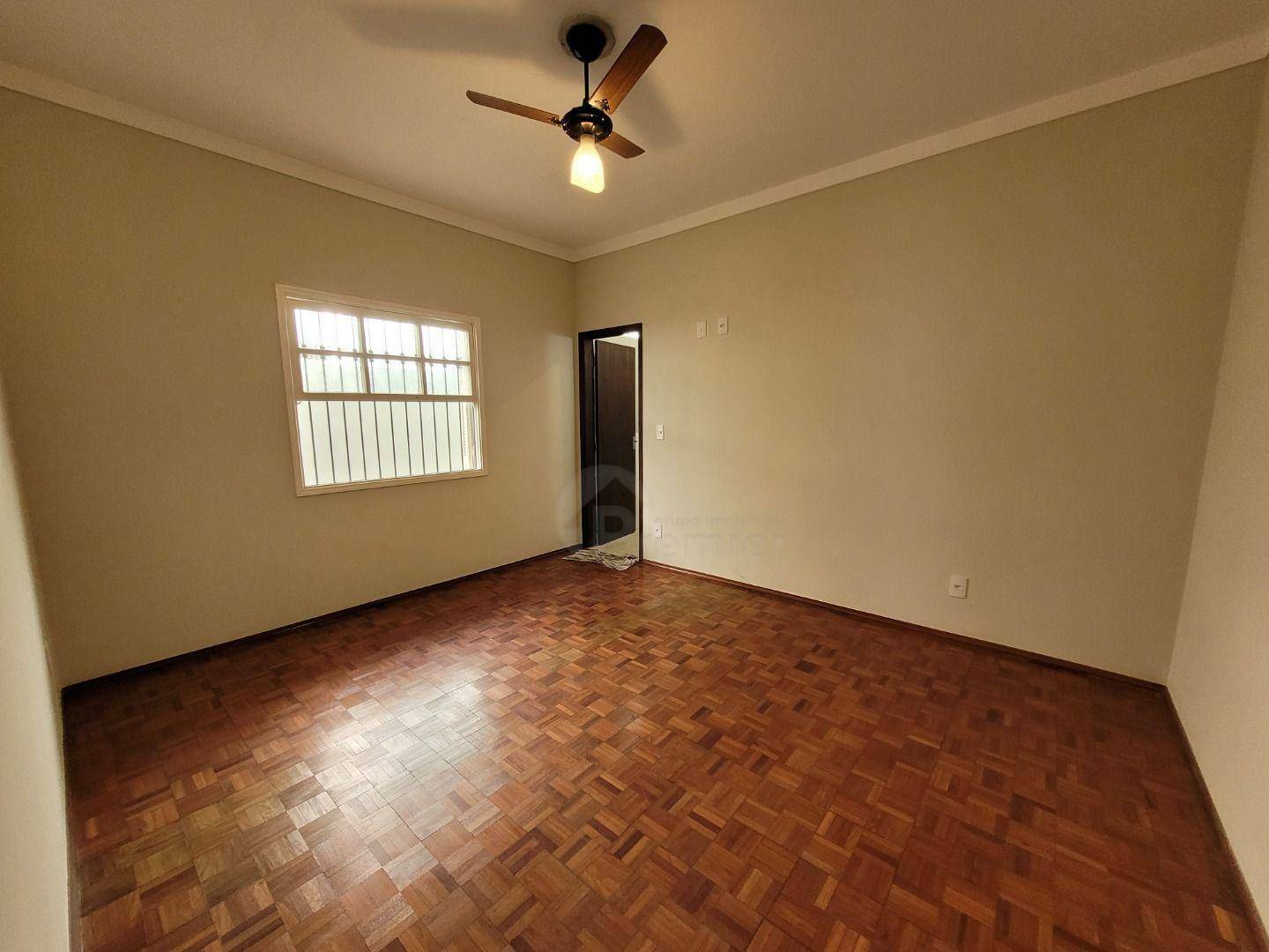 Casa à venda com 3 quartos, 231m² - Foto 12