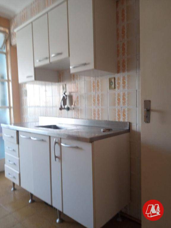 Apartamento à venda com 3 quartos, 90m² - Foto 14