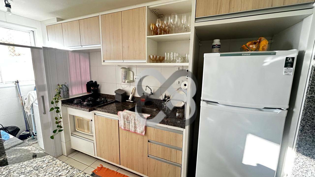 Apartamento à venda com 2 quartos, 57m² - Foto 7