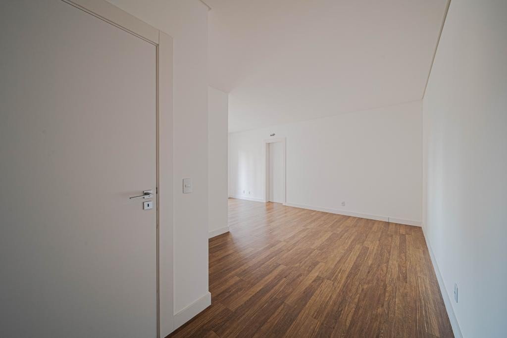 Apartamento à venda com 5 quartos, 148m² - Foto 9