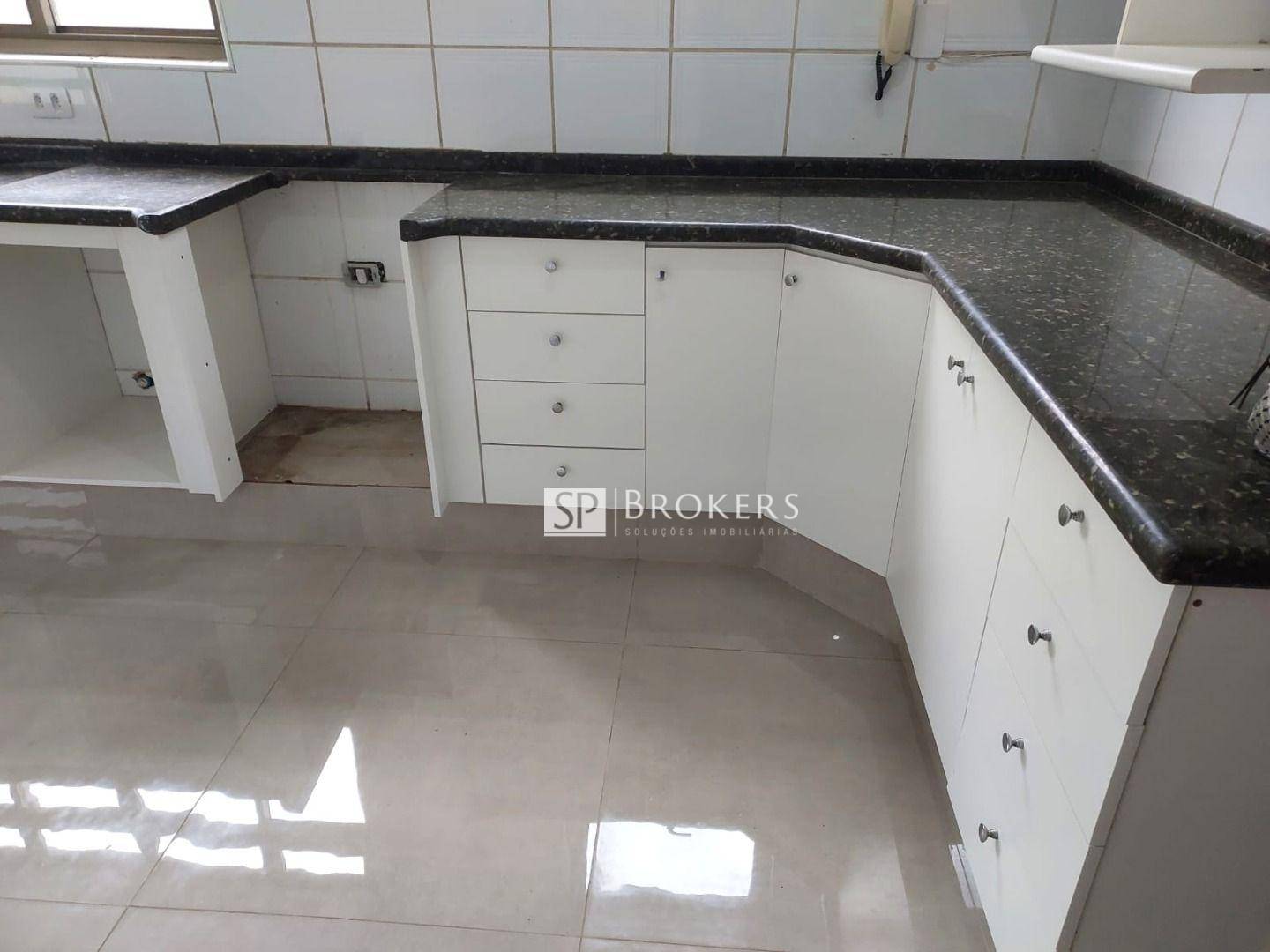 Casa à venda com 3 quartos, 213m² - Foto 10