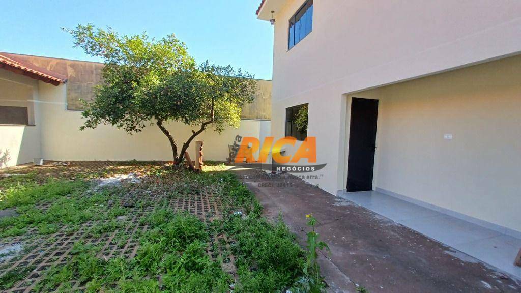 Casa à venda com 3 quartos, 270m² - Foto 21