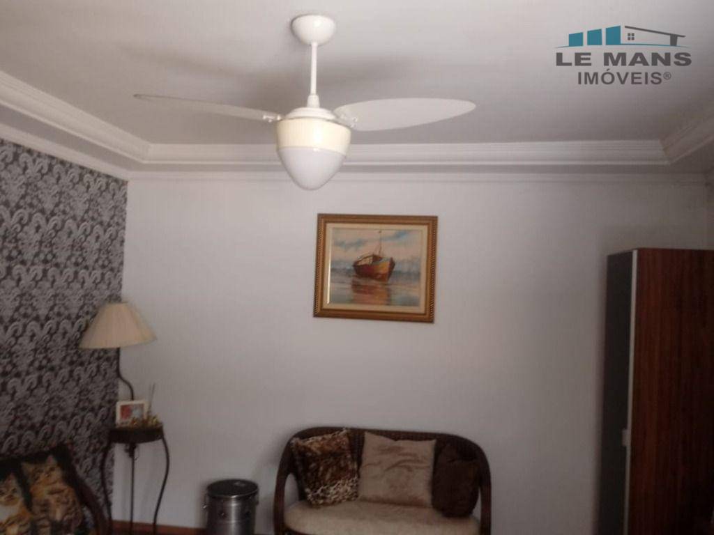 Casa à venda com 3 quartos, 175m² - Foto 19