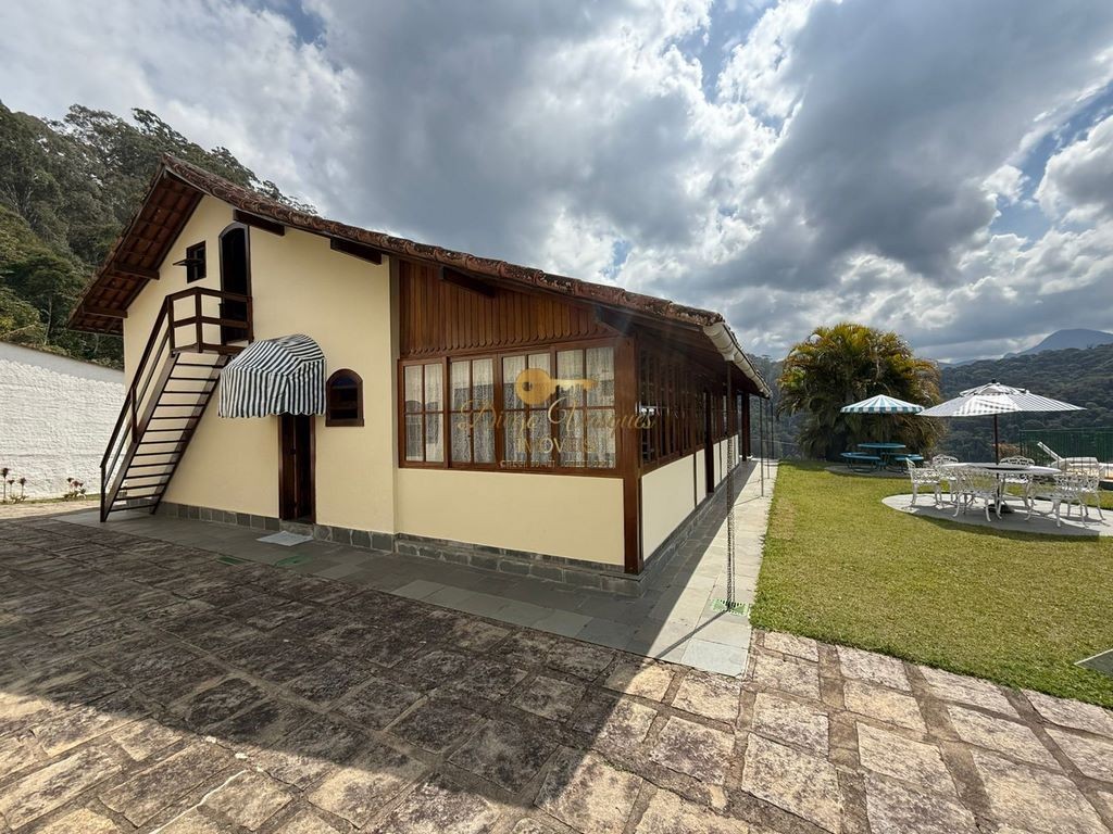 Casa à venda com 11 quartos, 1400m² - Foto 5