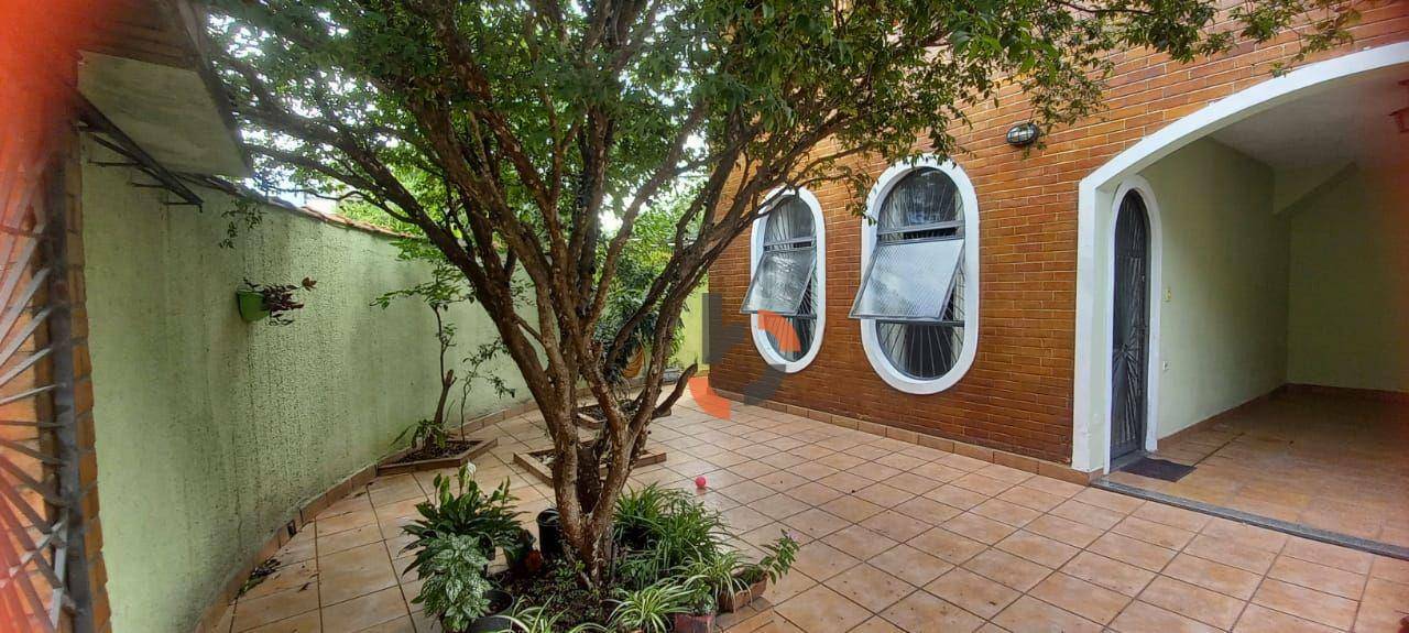 Casa à venda com 4 quartos, 177m² - Foto 5