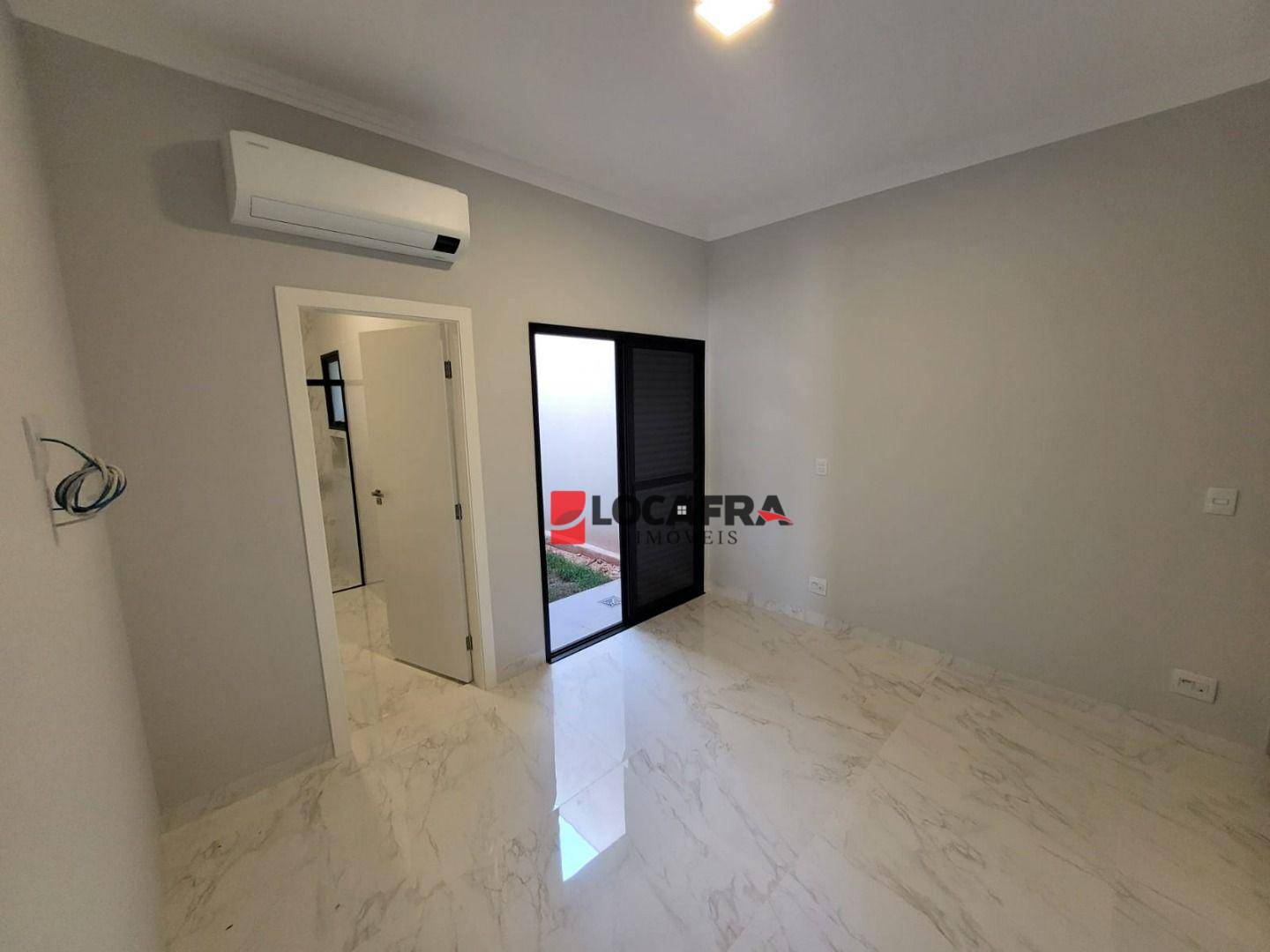 Casa à venda com 3 quartos, 236m² - Foto 19