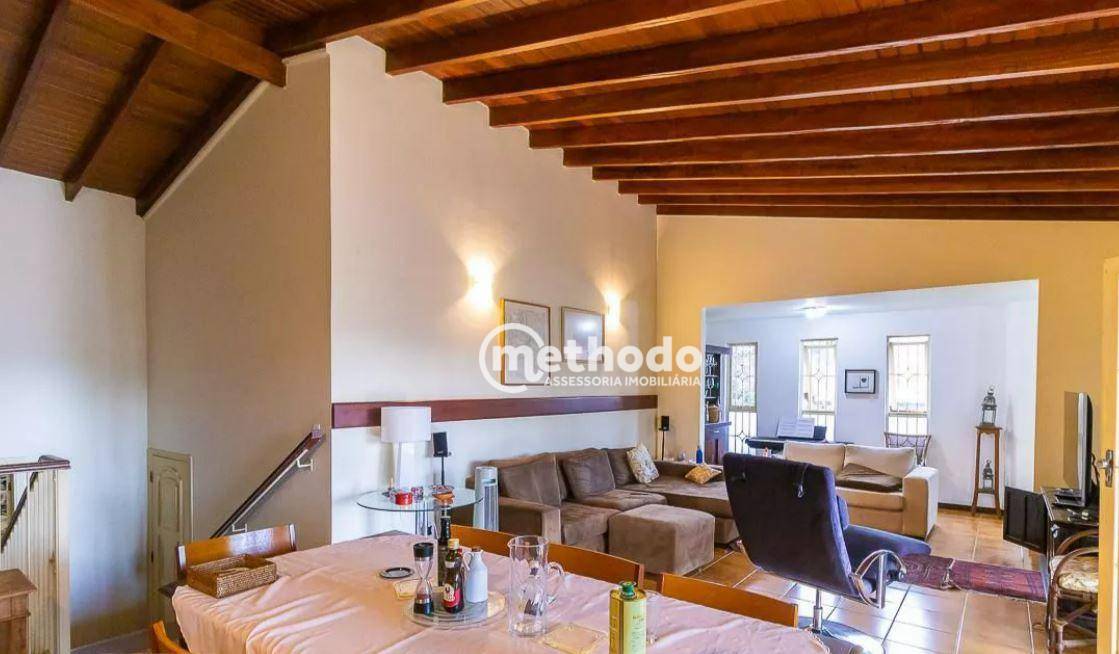 Casa à venda com 5 quartos, 361m² - Foto 3