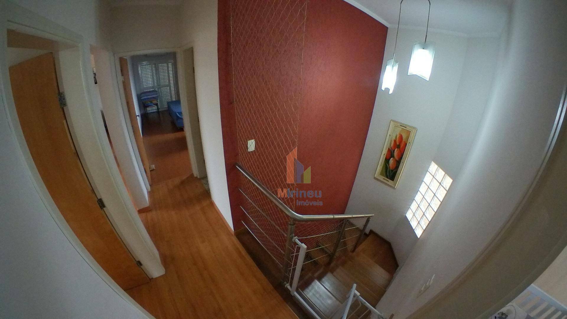 Casa à venda com 3 quartos, 243m² - Foto 9