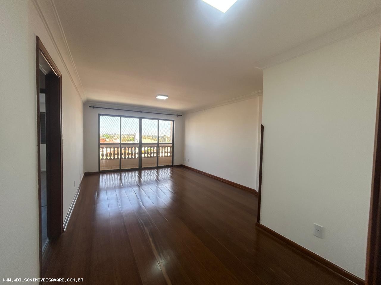 Apartamento à venda com 3 quartos, 118m² - Foto 1