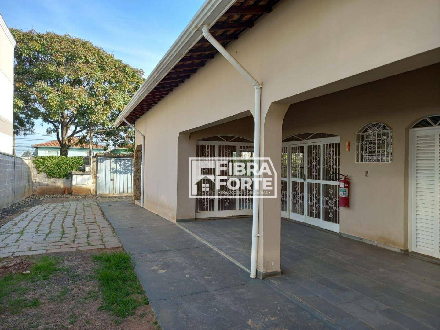 Casa à venda com 4 quartos, 291m² - Foto 12