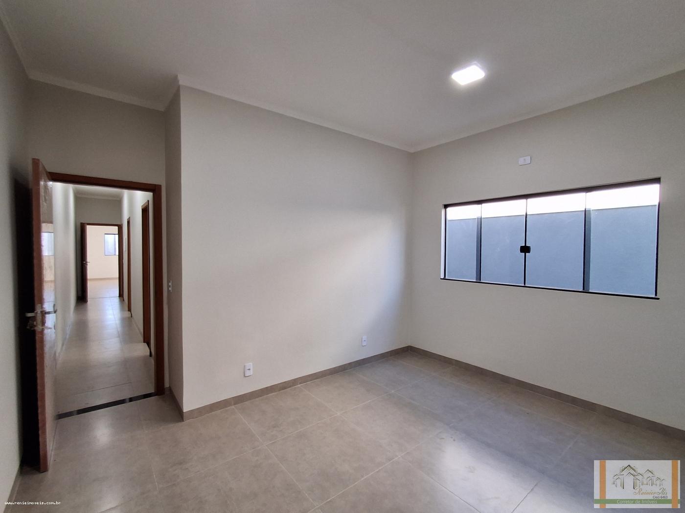 Casa à venda com 3 quartos, 180m² - Foto 11