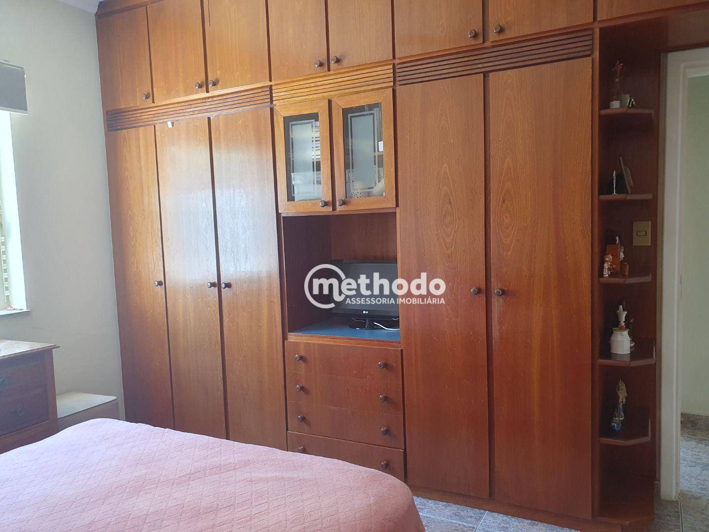 Casa à venda com 3 quartos, 231m² - Foto 28