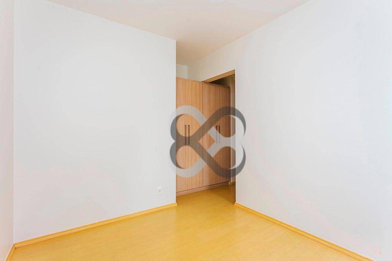 Apartamento à venda com 4 quartos, 105m² - Foto 15