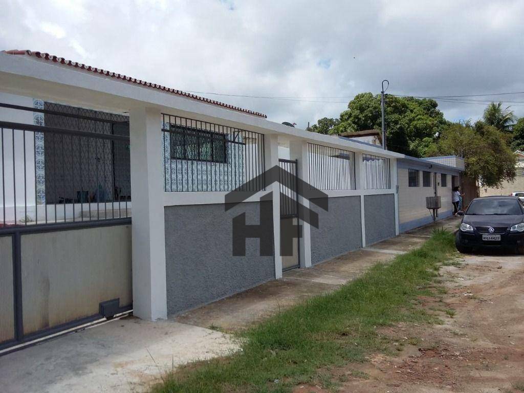 Casa à venda com 3 quartos, 180m² - Foto 1