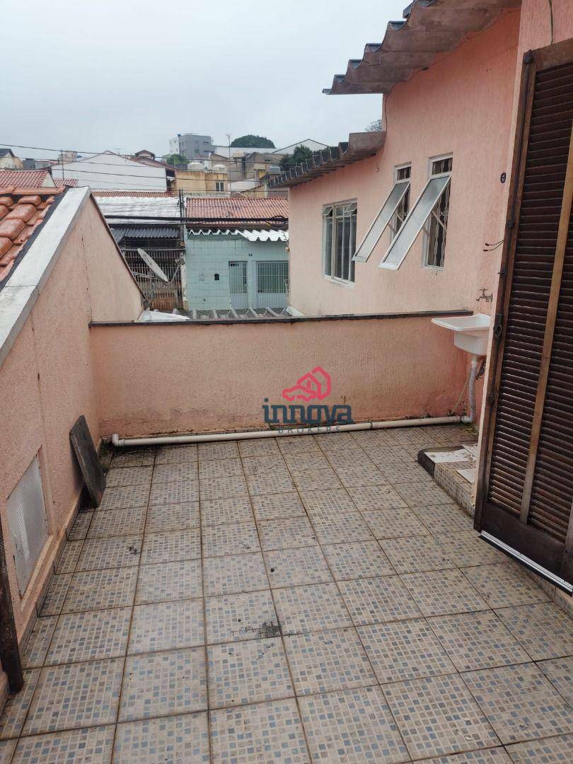 Casa à venda com 4 quartos, 201m² - Foto 44