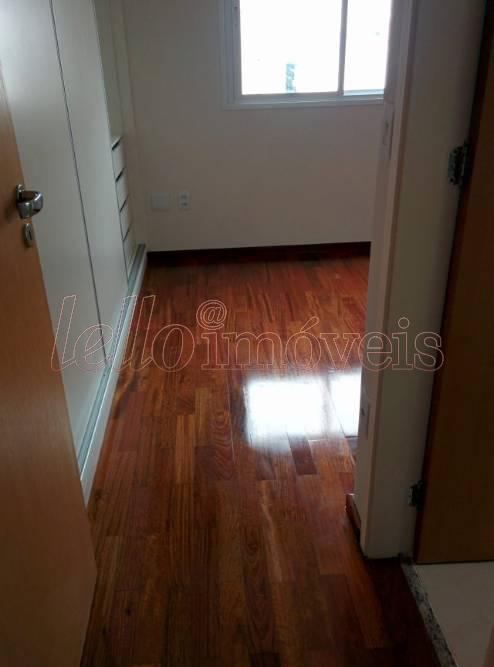 Apartamento para alugar com 3 quartos, 95m² - Foto 12