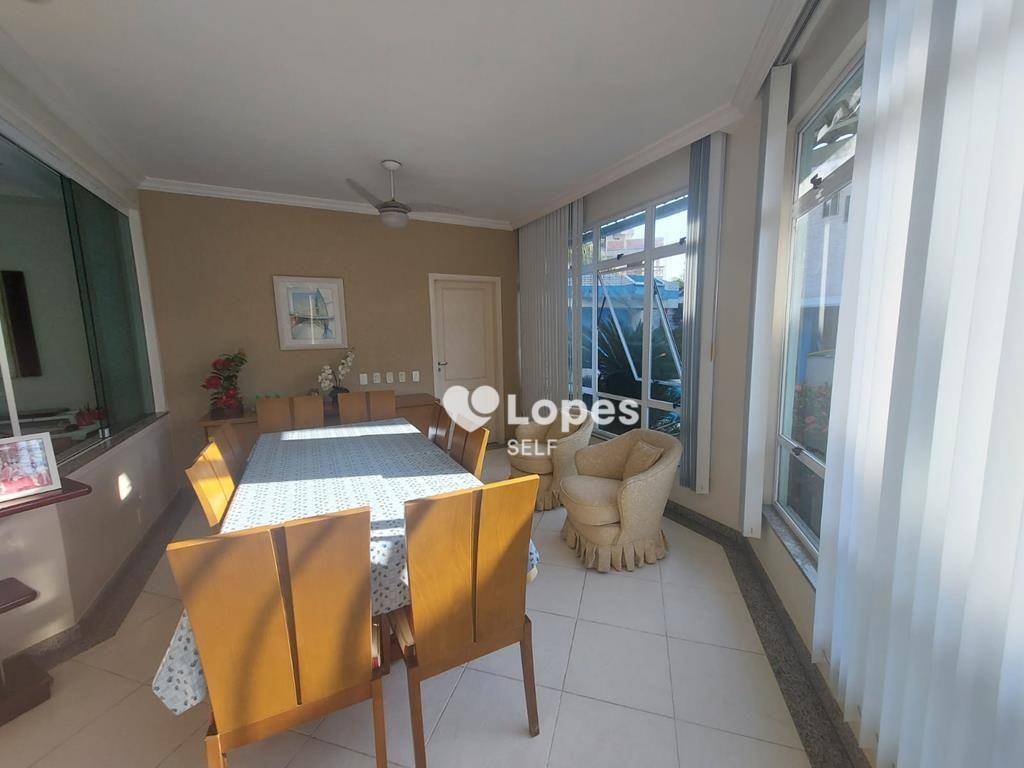 Casa à venda com 5 quartos, 530m² - Foto 4