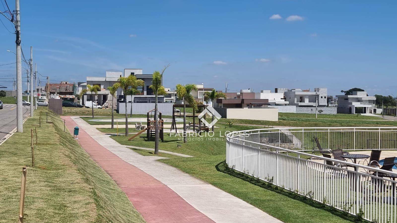 Casa à venda com 4 quartos, 230m² - Foto 14
