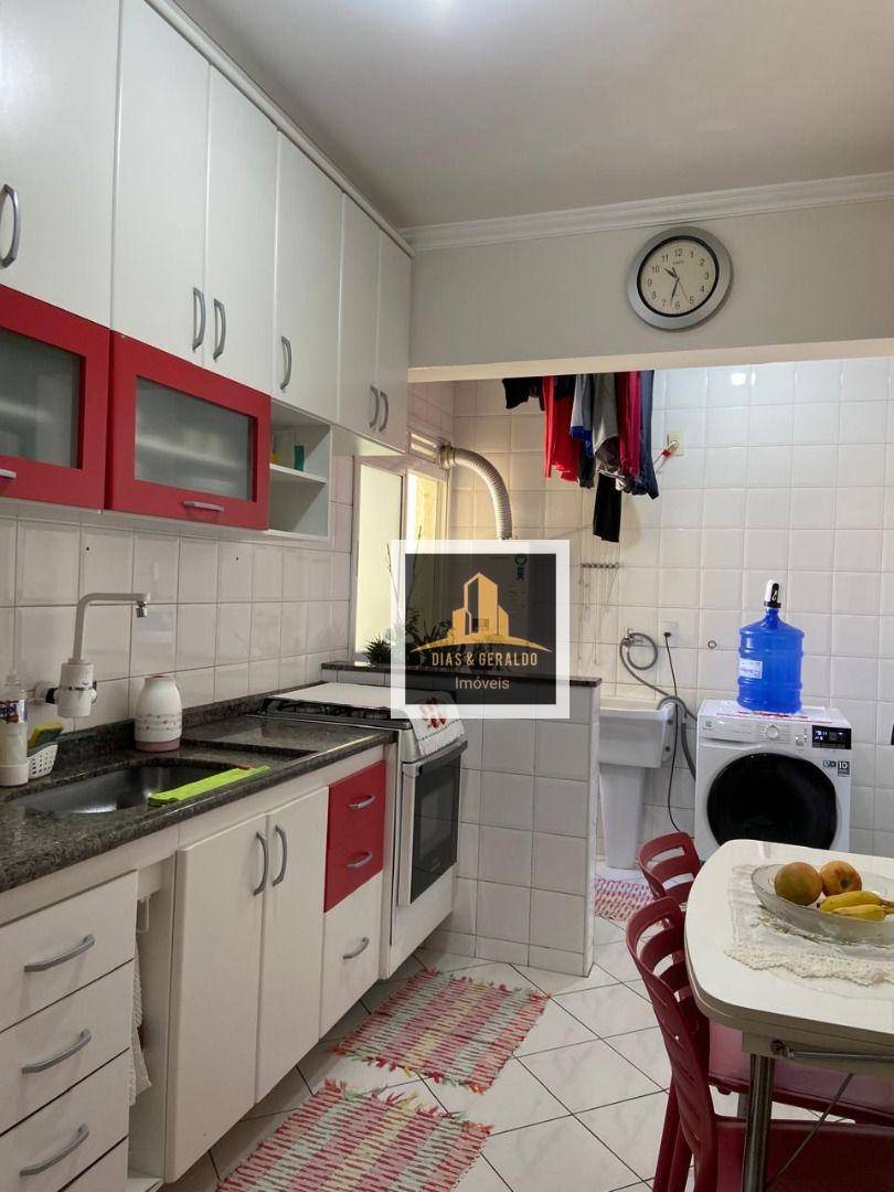 Apartamento à venda com 3 quartos, 83m² - Foto 10