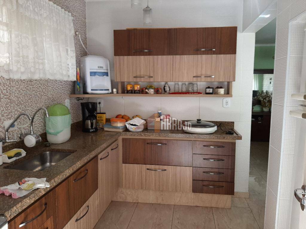 Sobrado à venda com 3 quartos, 140m² - Foto 18