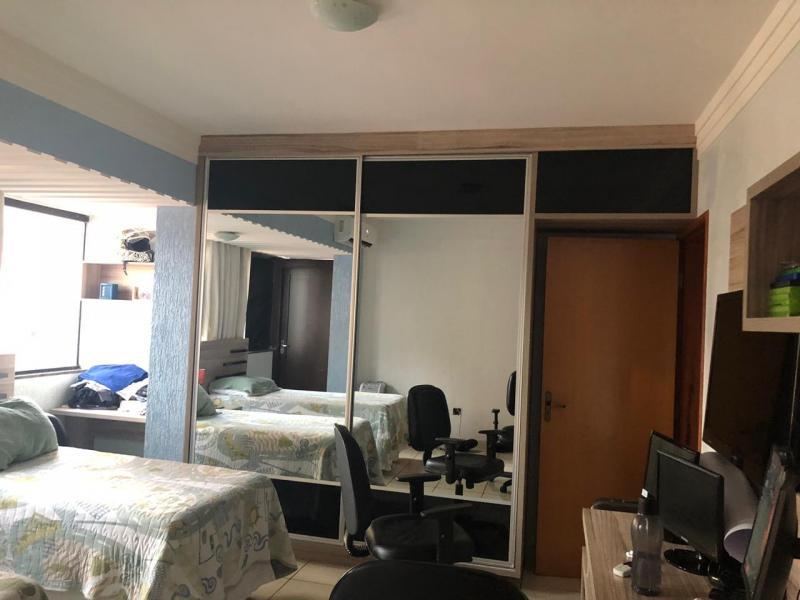 Apartamento à venda com 3 quartos, 144m² - Foto 12