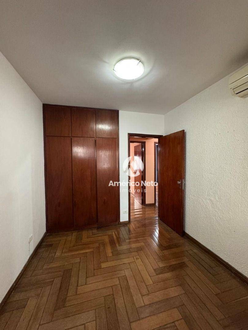 Apartamento para alugar com 3 quartos, 108m² - Foto 15